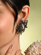 PINCHUSION STUDS